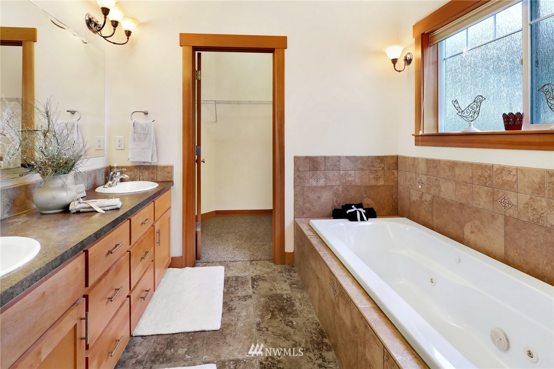 8700 Depot Road Lynden, WA 98264 - Photo 21 of 40 Gallery Image 21