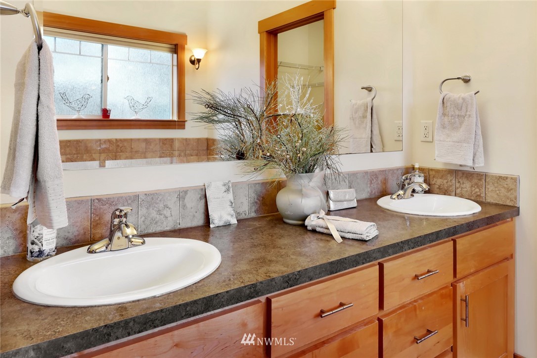 8700 Depot Road Lynden, WA 98264 - Photo 22 of 40 Gallery Image 22