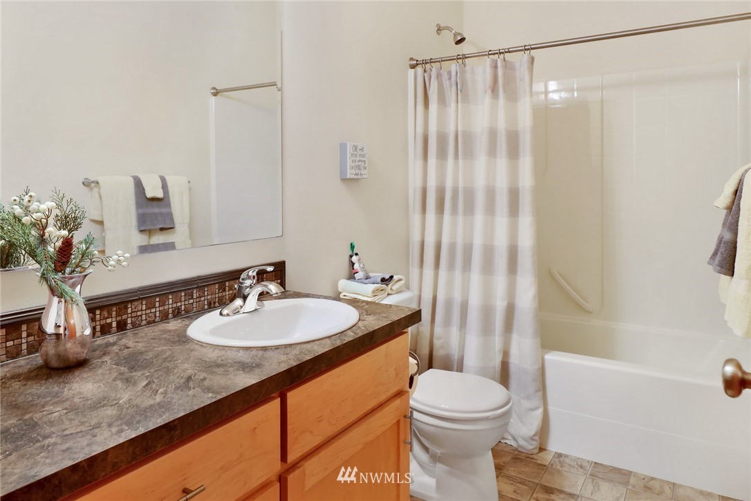 8700 Depot Road Lynden, WA 98264 - Photo 29 of 40 Gallery Image 29
