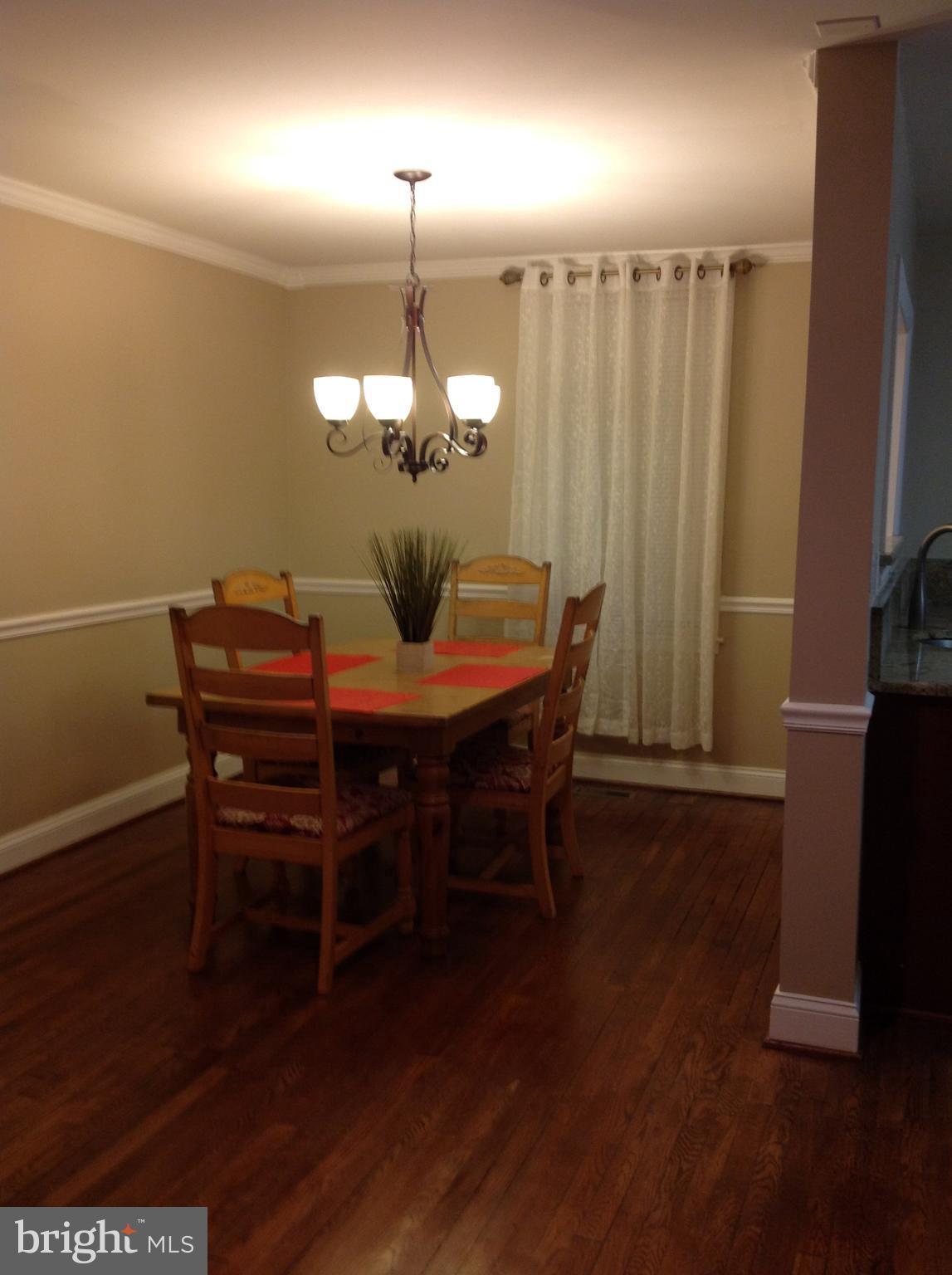 4005 Annellen Road Baltimore, MD 21215 - Photo 19 of 30 Dining Room