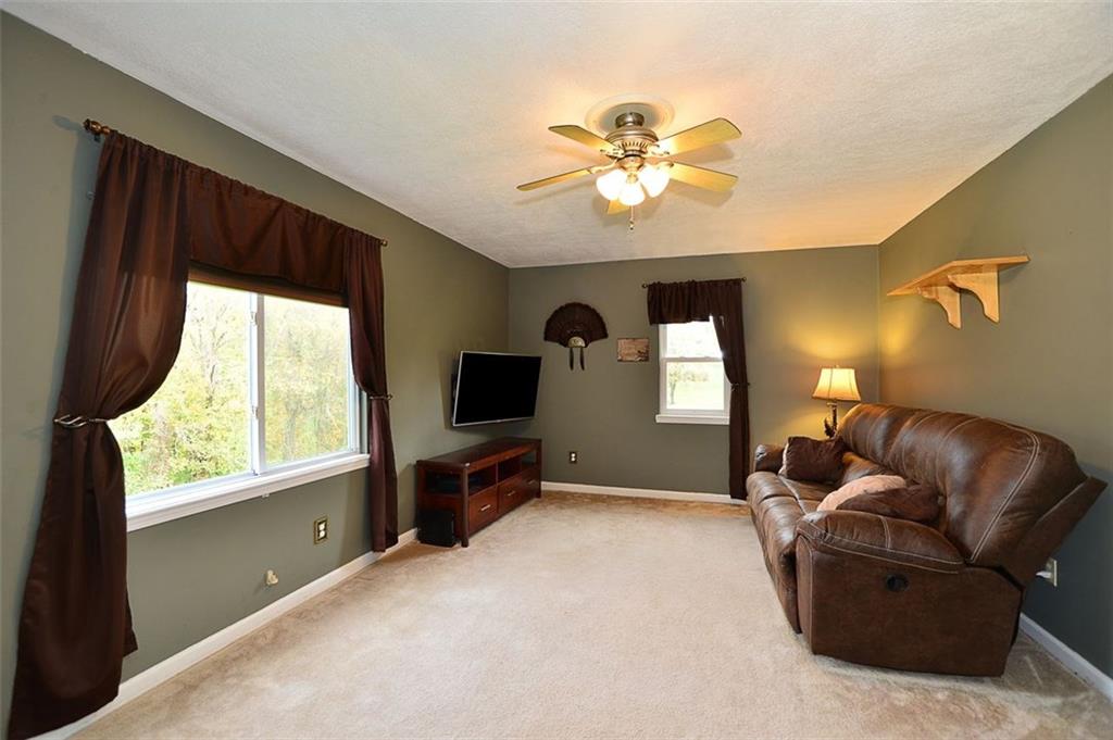 351 Profio Road McDonald, PA 15057 - Photo 8 of 20 Gallery Image 8