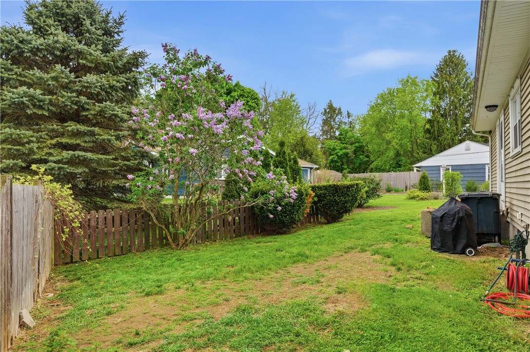107 Irene Boulevard Woonsocket, RI 02895 - Photo 16 of 21