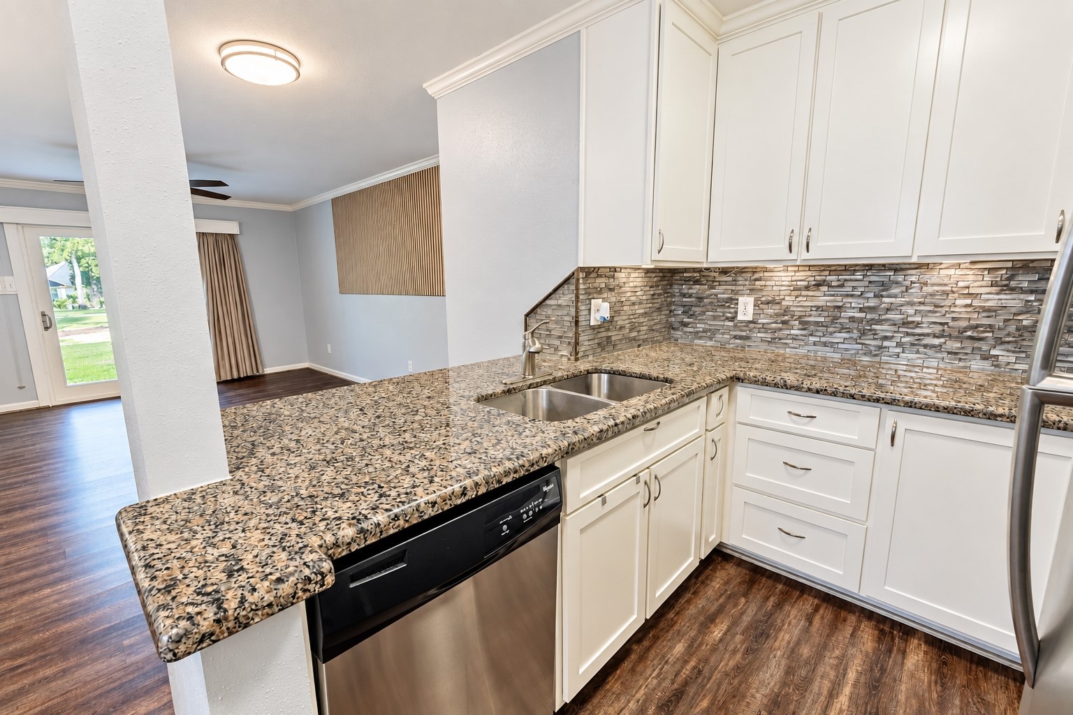 13151 Walden Road, Unit 121 Montgomery, TX 77356 - Photo 14 of 30 Plenty of cabinet space
