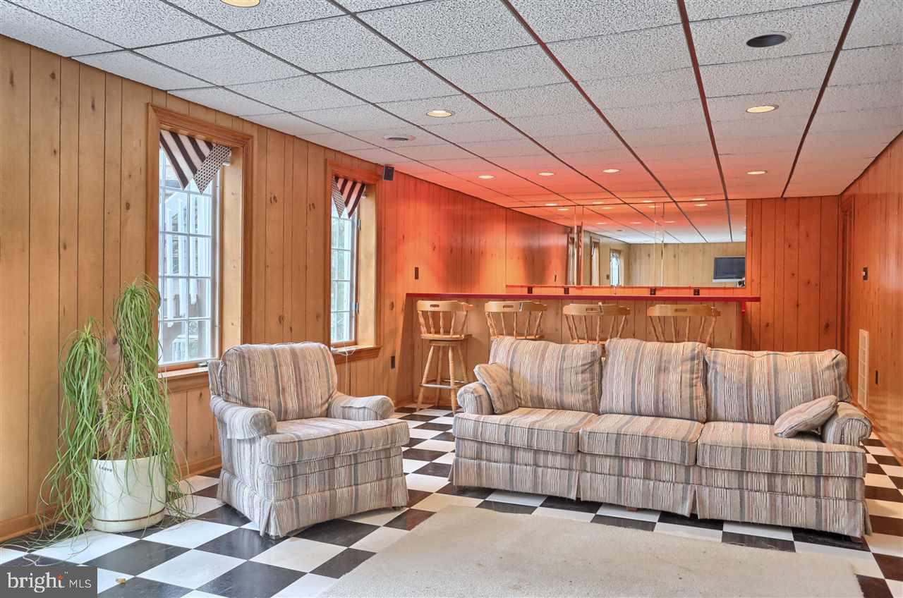 1250 Grantley Road York, PA 17403 - Photo 28 of 35 Gallery Image 28