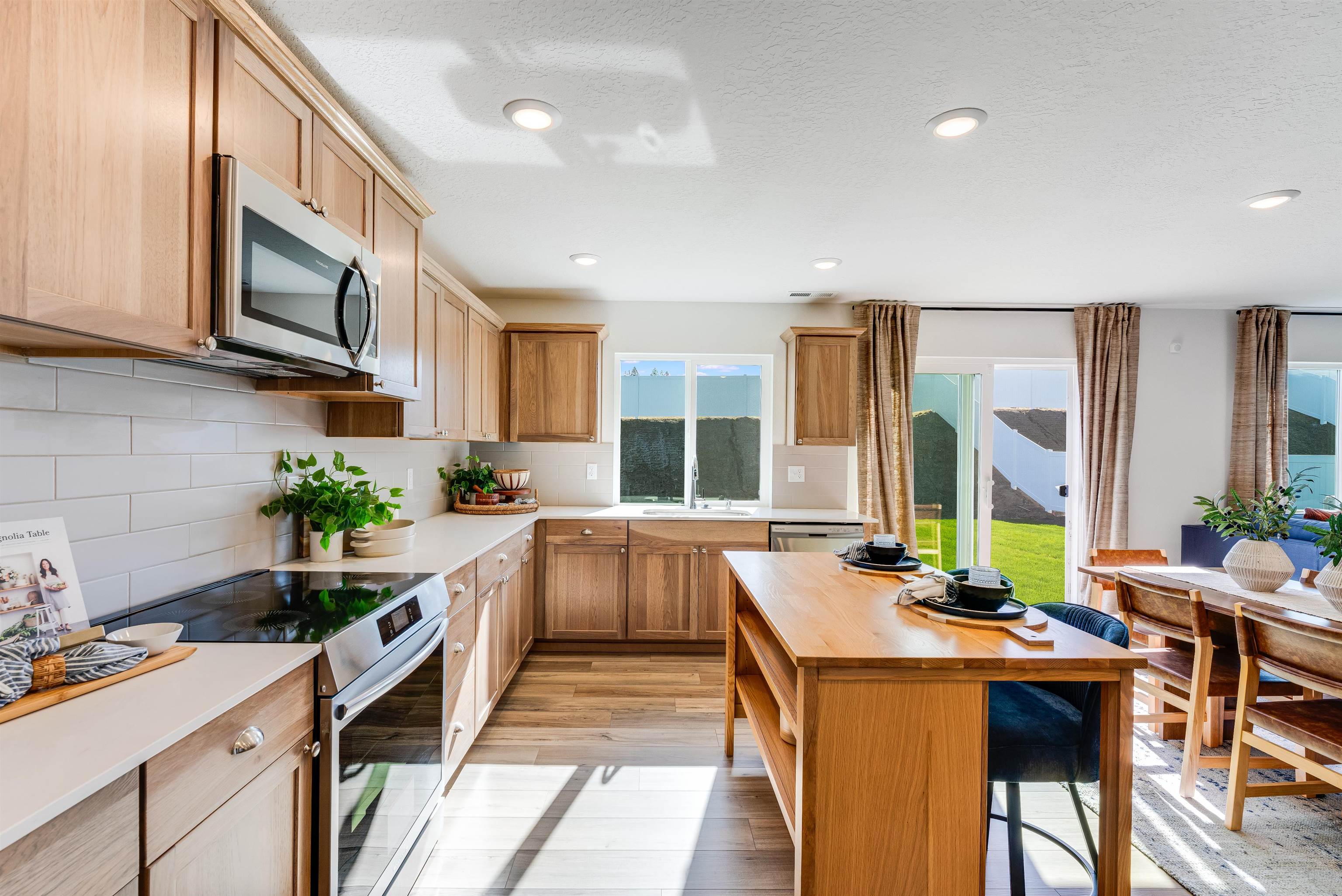 10806 North Beaverhead Road Spokane, WA 99208 - Photo 4 of 14