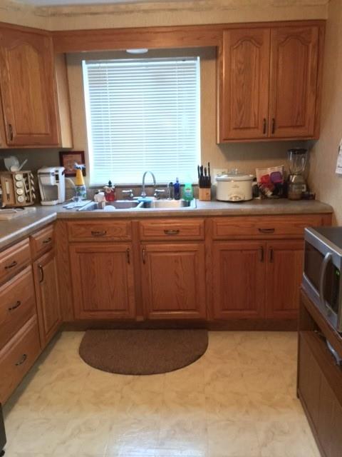 32 Township Road Pittsburgh, PA 15229 - Photo 3 of 15 Gallery Image 3