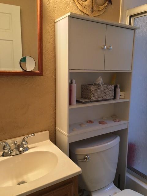 32 Township Road Pittsburgh, PA 15229 - Photo 4 of 15 Gallery Image 4