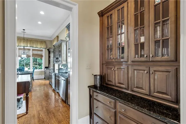 $965,000 | 7 Golf Villa Drive, New Orleans, LA 70131