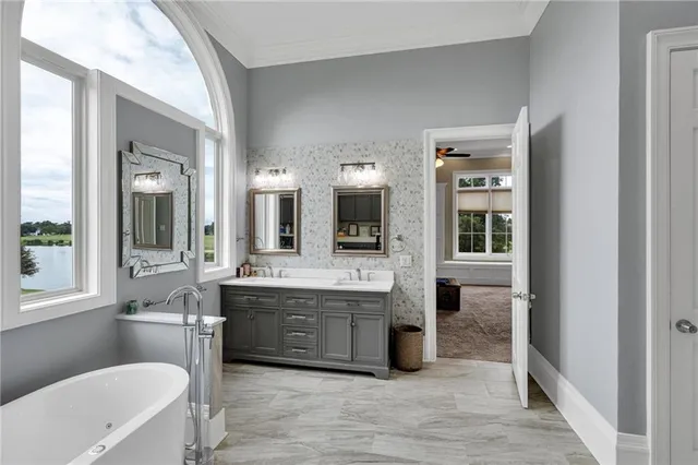 $965,000 | 7 Golf Villa Drive, New Orleans, LA 70131