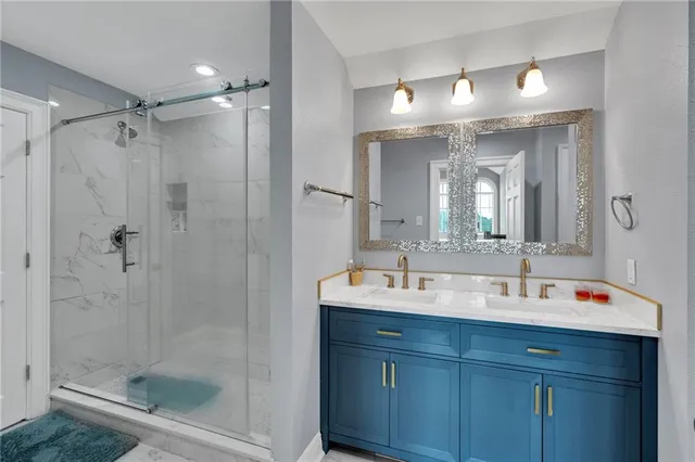 $965,000 | 7 Golf Villa Drive, New Orleans, LA 70131