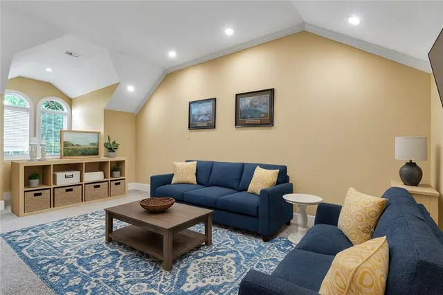 $965,000 | 7 Golf Villa Drive, New Orleans, LA 70131