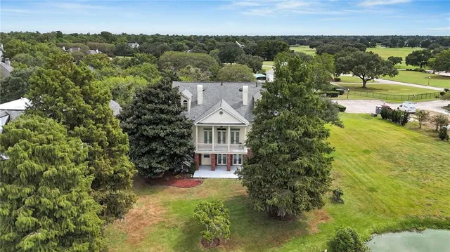 $965,000 | 7 Golf Villa Drive, New Orleans, LA 70131