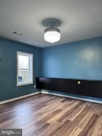 $574,900 | 12221 Seaford Court, Woodbridge, VA 22192