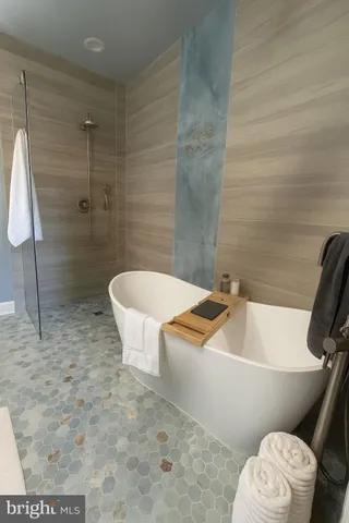 $574,900 | 12221 Seaford Court, Woodbridge, VA 22192