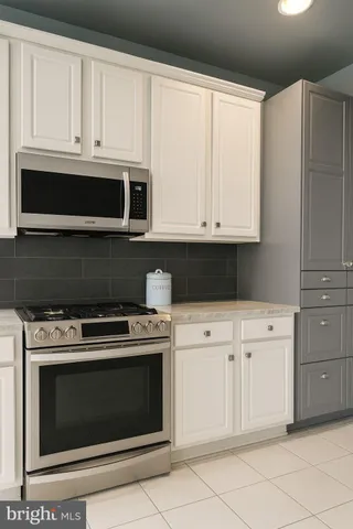 $574,900 | 12221 Seaford Court, Woodbridge, VA 22192