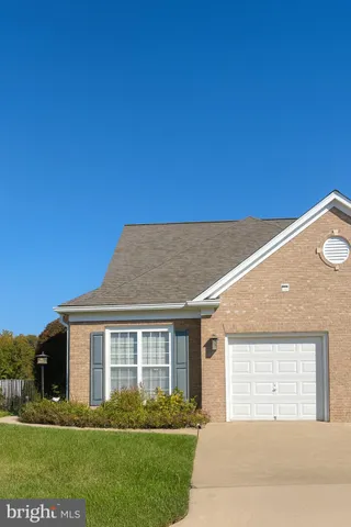 $574,900 | 12221 Seaford Court, Woodbridge, VA 22192