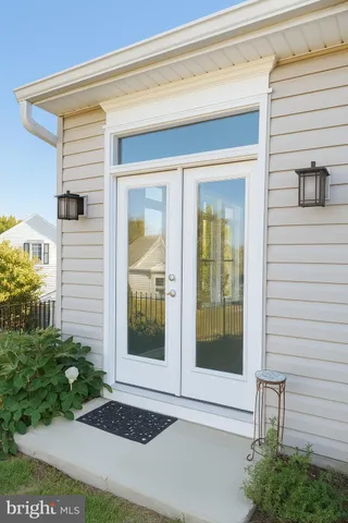 $574,900 | 12221 Seaford Court, Woodbridge, VA 22192