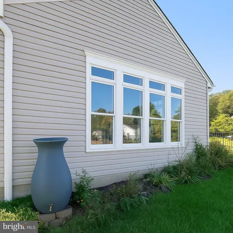 $574,900 | 12221 Seaford Court, Woodbridge, VA 22192