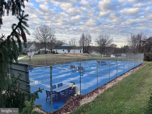 $574,900 | 12221 Seaford Court, Woodbridge, VA 22192