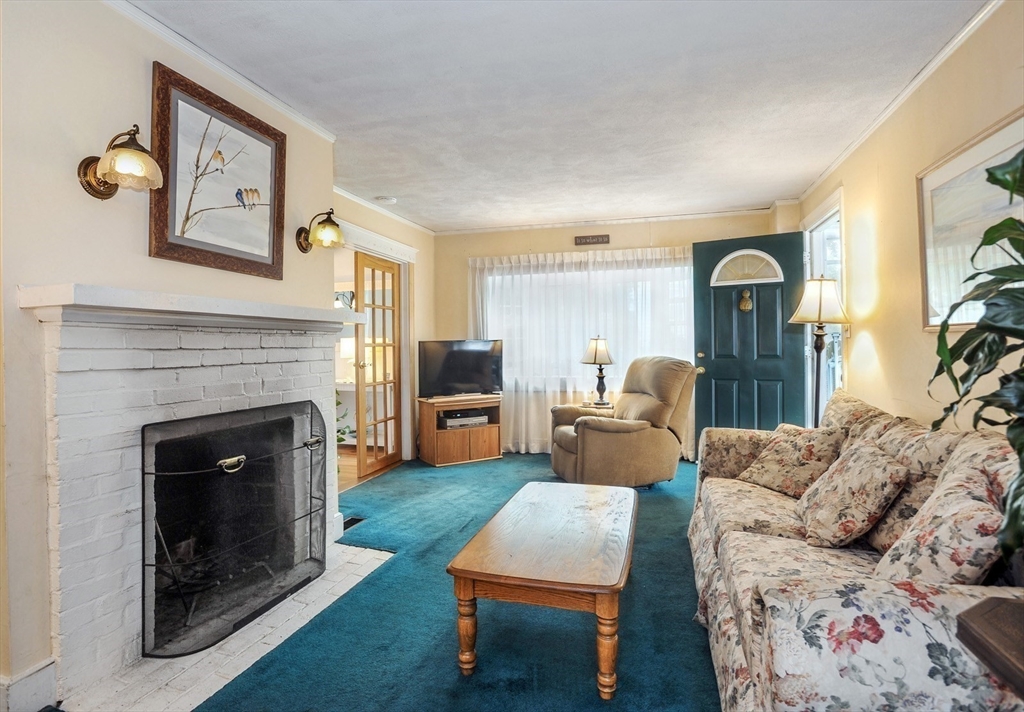 69 Nantasket Road Hull, MA 02045 - Photo 11 of 42
