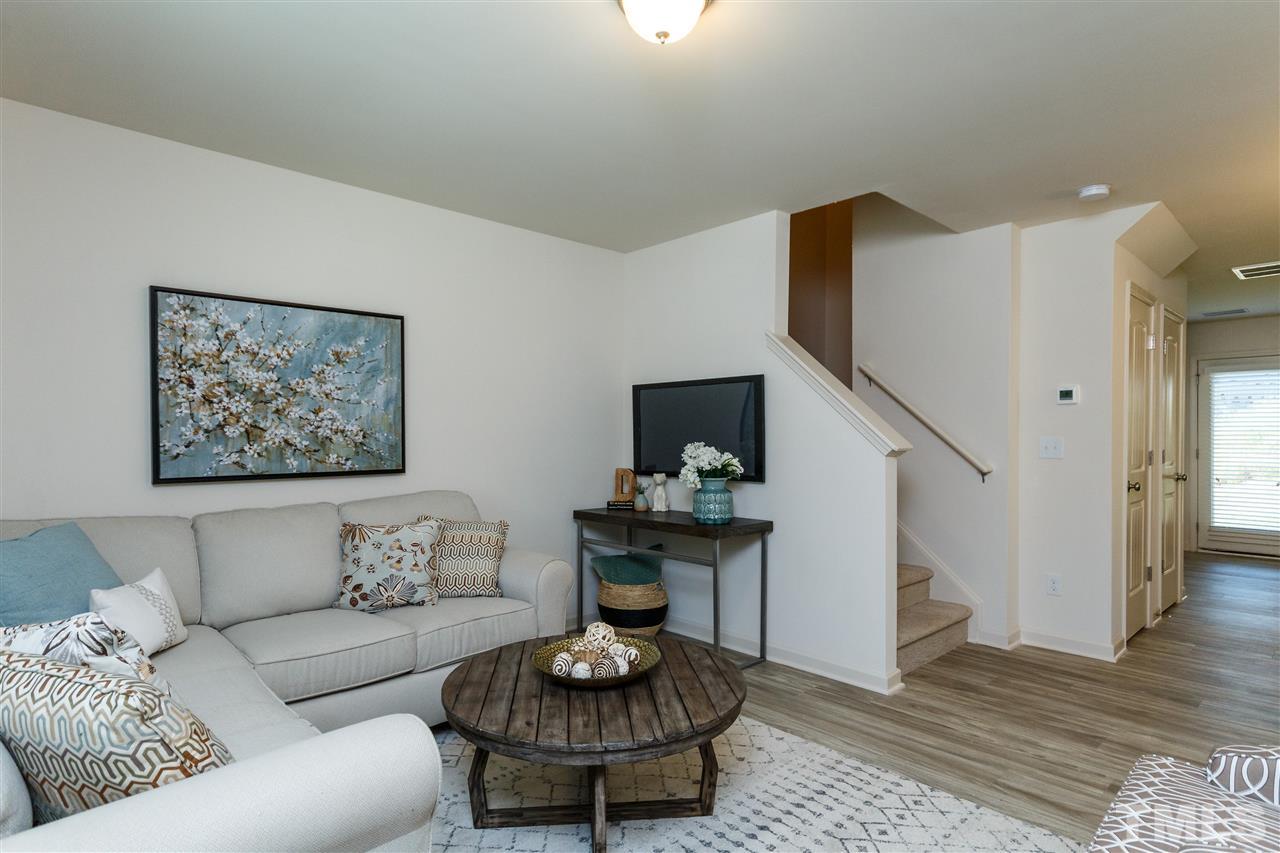 204 Spark Street Raleigh, NC 27606 - Photo 3 of 25