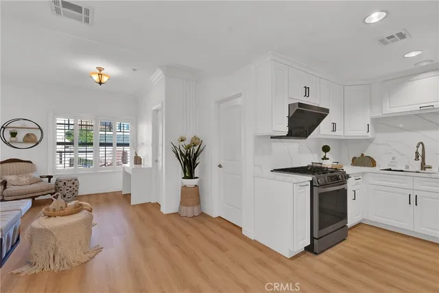 $749,888 | 208 Palmetto Drive, Unit C, Alhambra, CA 91801