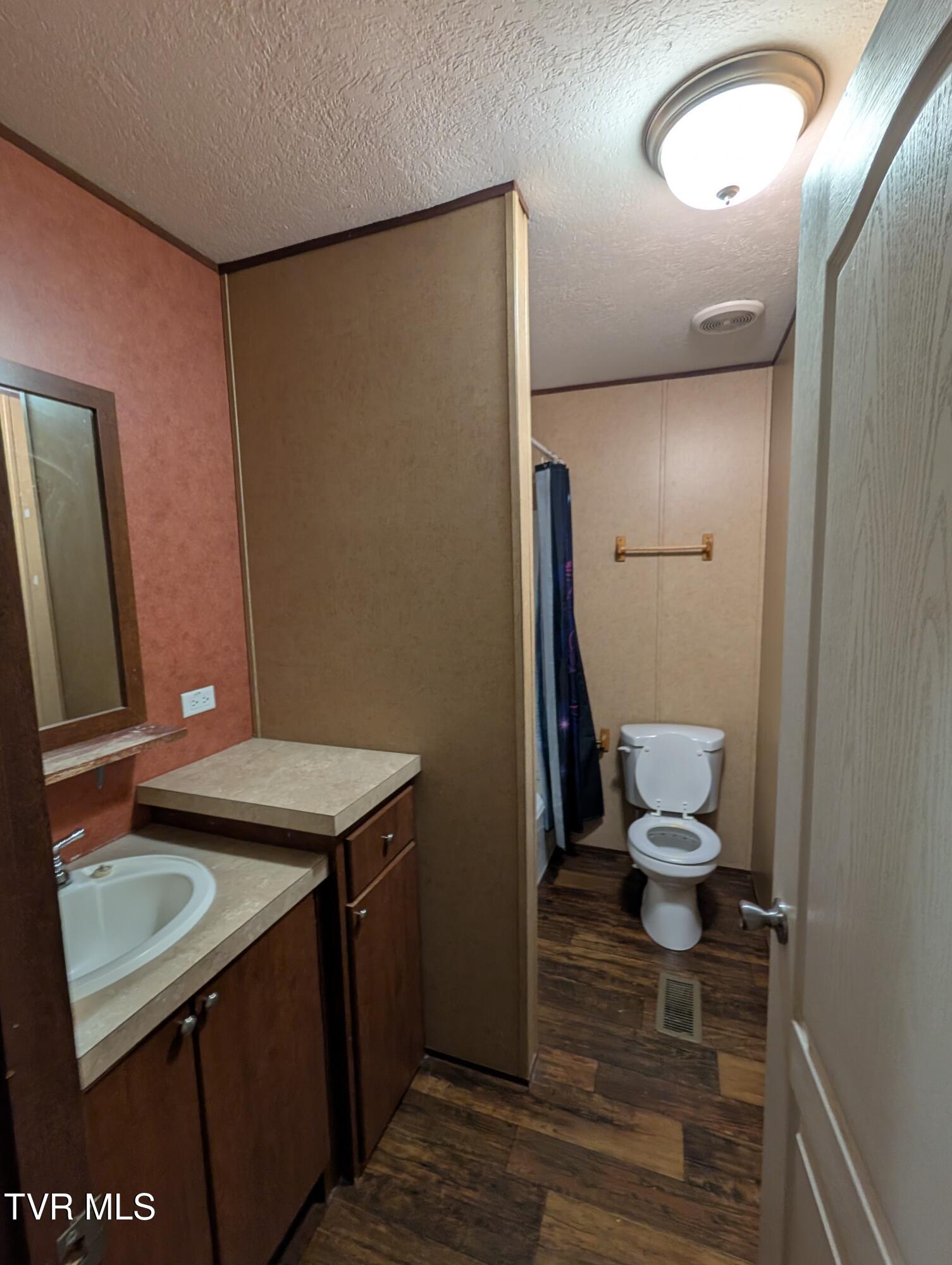 204 Spring Street Hampton, TN 37658 - Photo 23 of 28 204 Spring St (42)