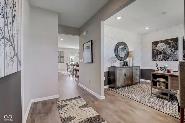 $384,900 | 9108 Steinbeck Lane, Indianapolis, IN 46239