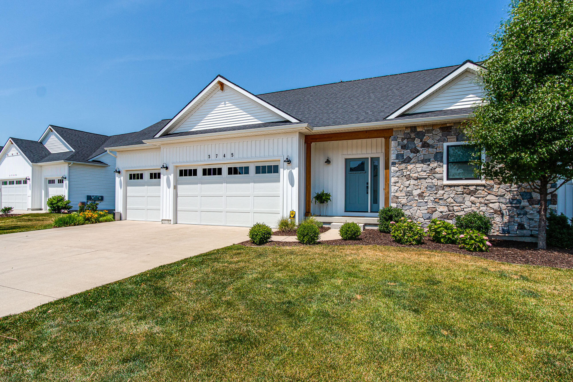 3745 Jason Ridge Lane Southwest Walker, MI 49534 - Photo 1 of 33 Exterior