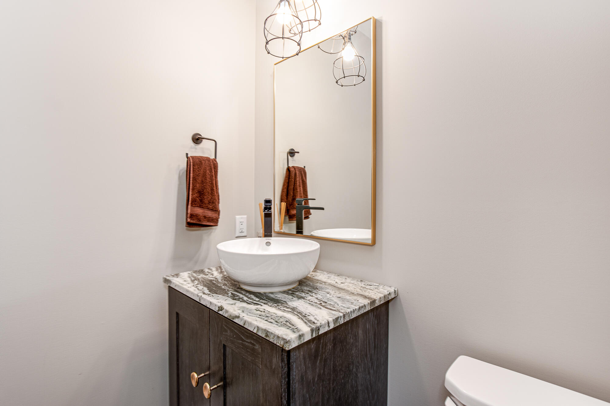 3745 Jason Ridge Lane Southwest Walker, MI 49534 - Photo 15 of 33 Powder Room