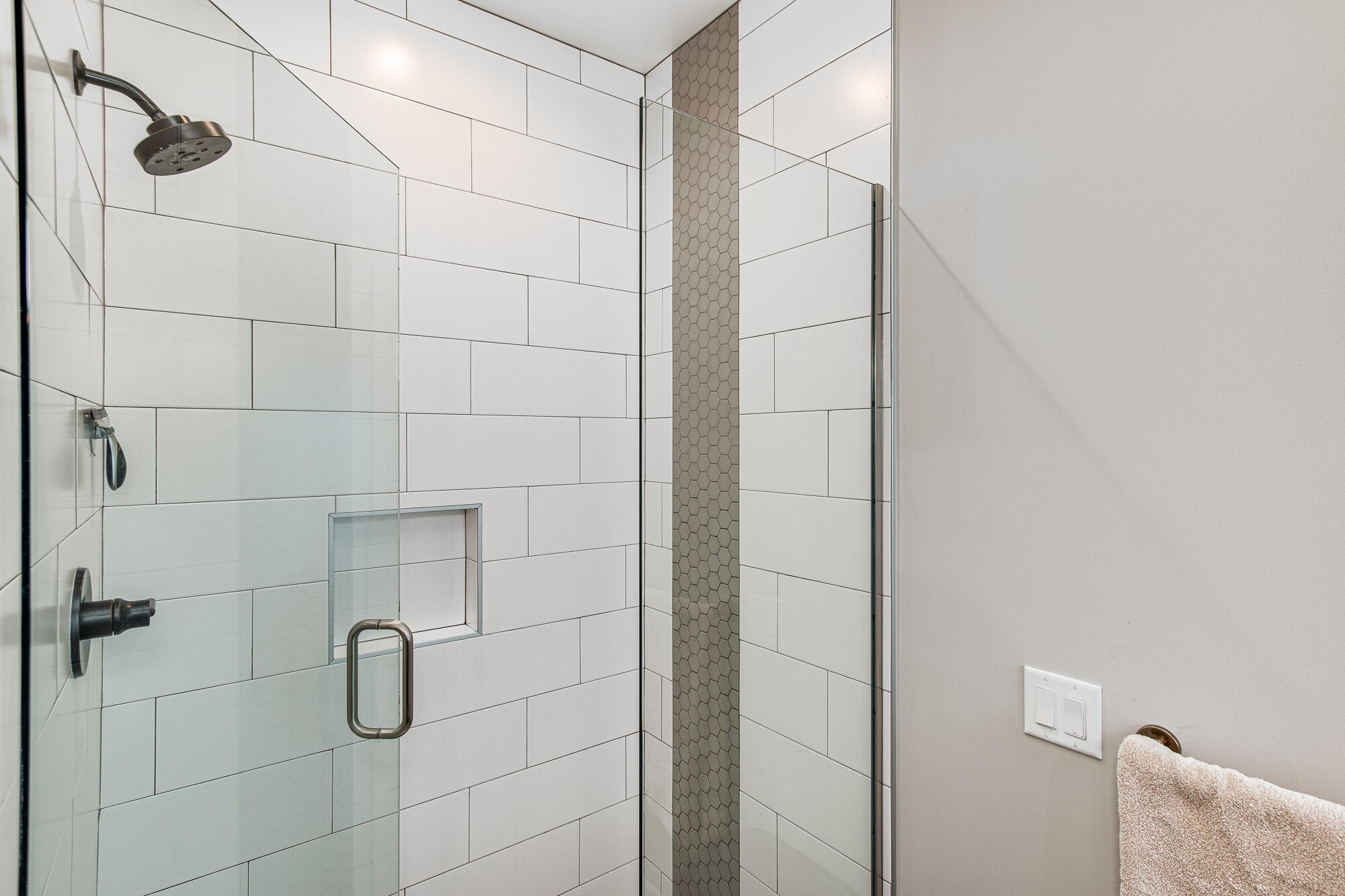 3745 Jason Ridge Lane Southwest Walker, MI 49534 - Photo 20 of 33 Primary Bathroom
