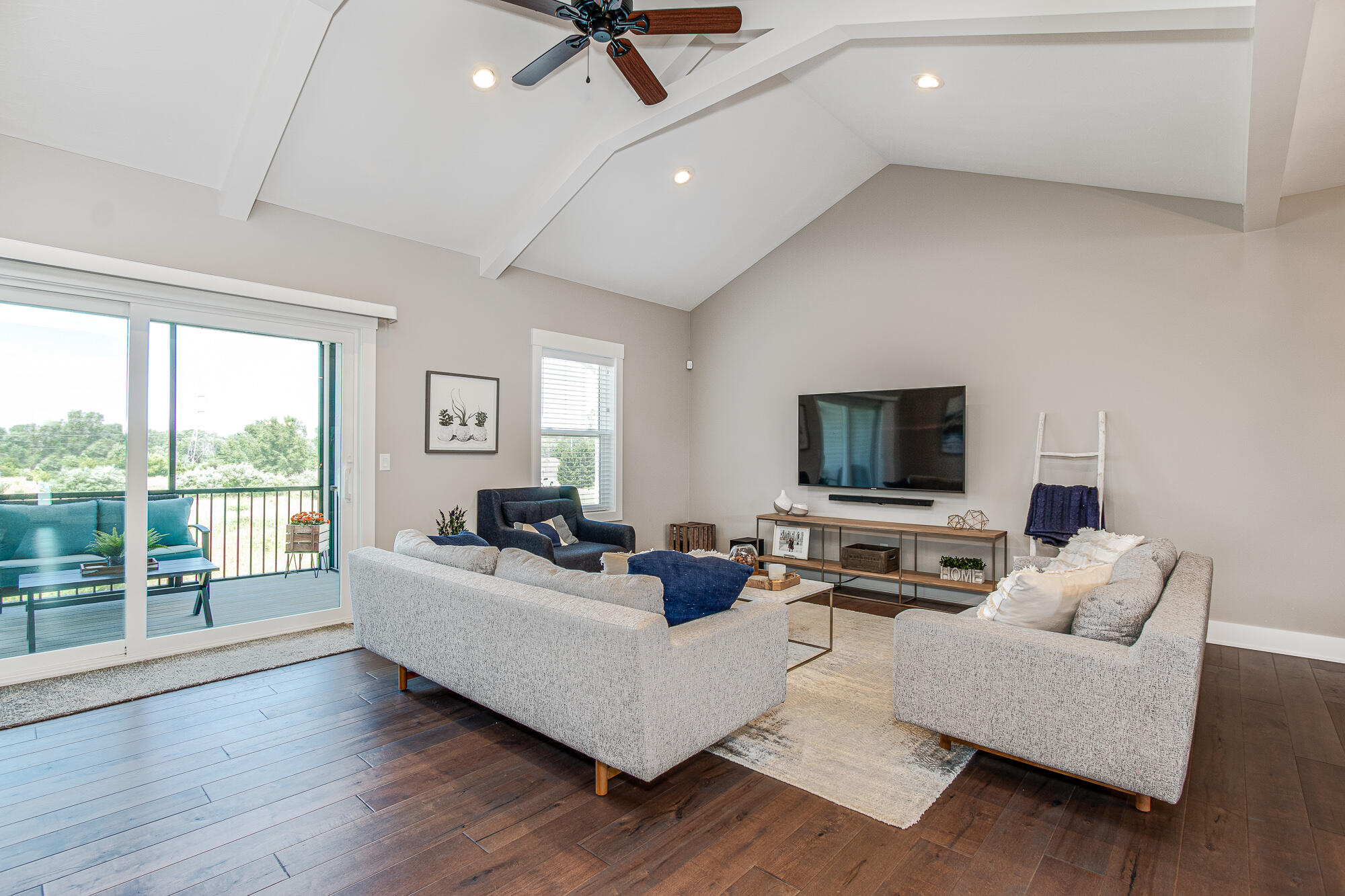 3745 Jason Ridge Lane Southwest Walker, MI 49534 - Photo 10 of 33 Living Area