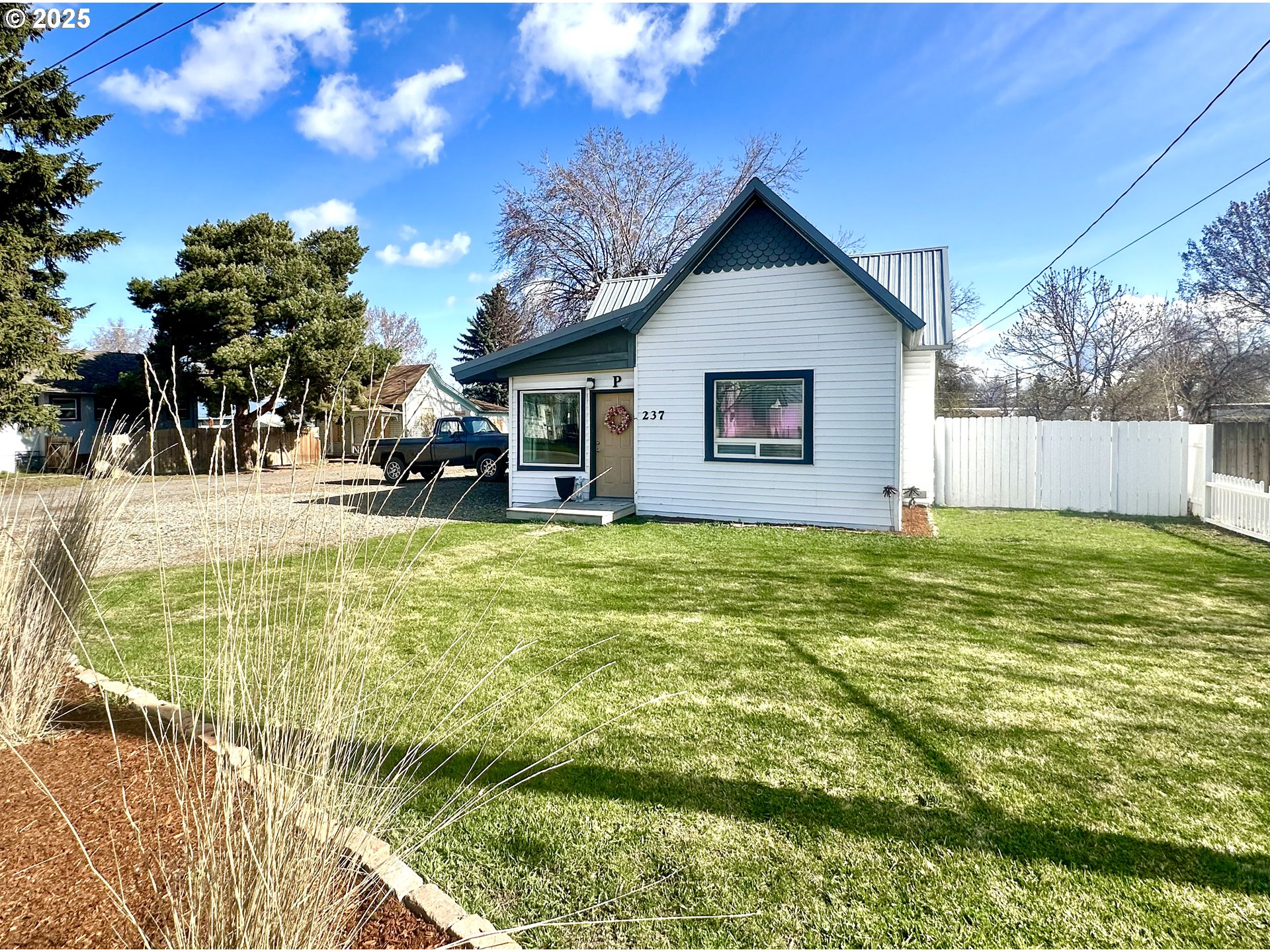 237 Bridge Street Baker City, OR 97814 - Photo 1 of 38 Gallery Image 1