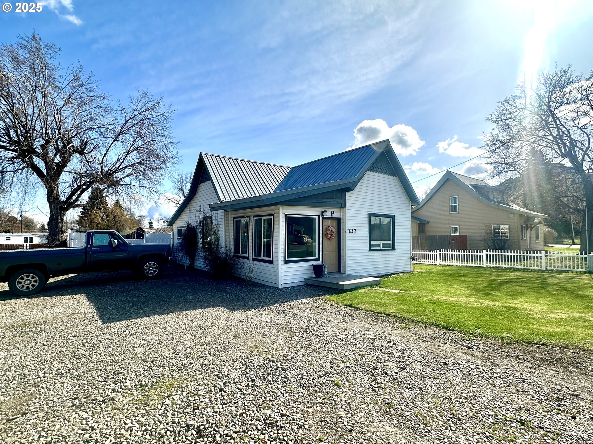 237 Bridge Street Baker City, OR 97814 - Photo 2 of 38 Gallery Image 2