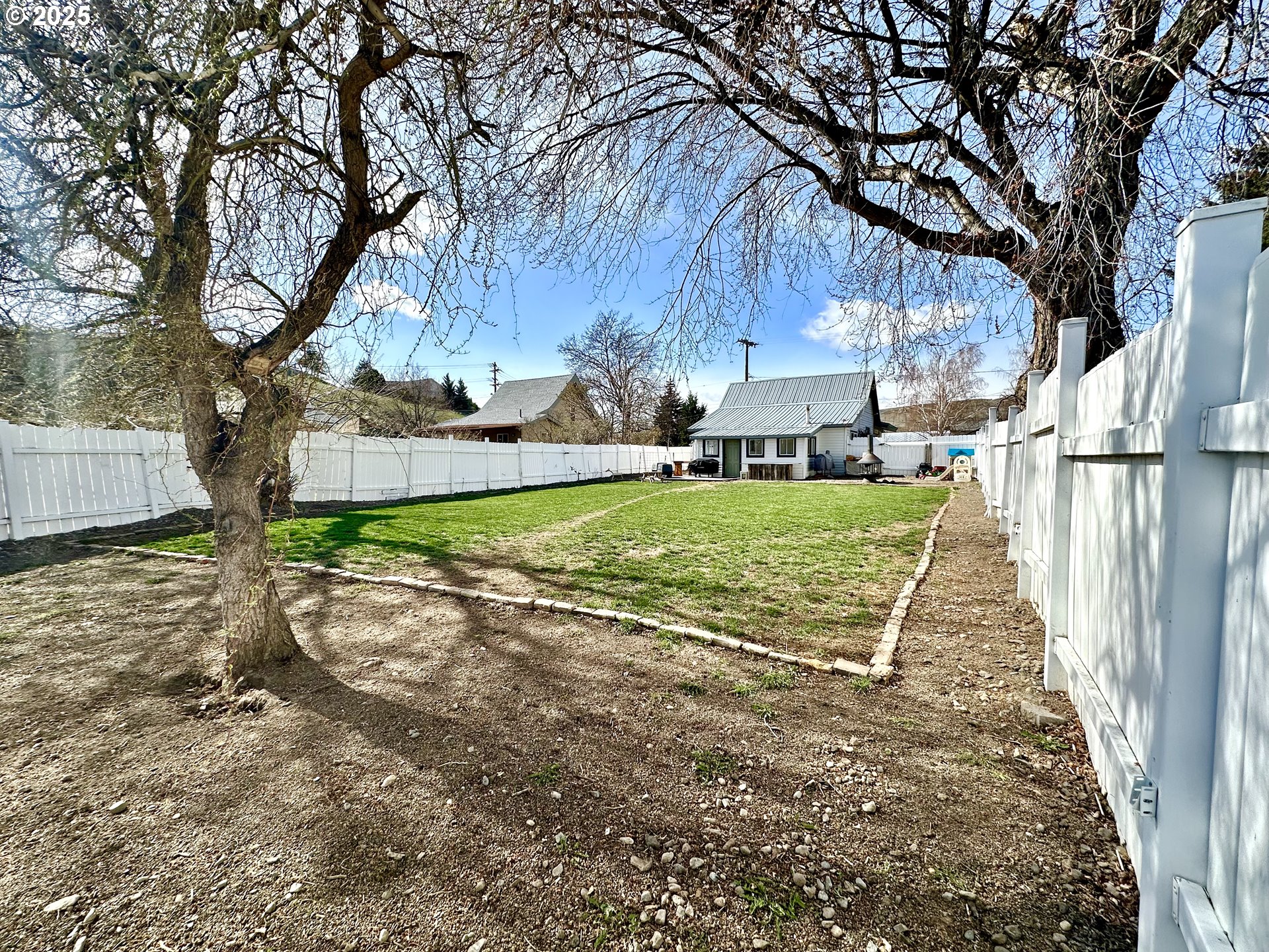 237 Bridge Street Baker City, OR 97814 - Photo 4 of 38 Gallery Image 4