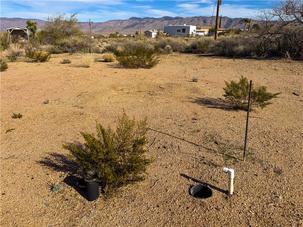 10210 Boulder Road Kingman, AZ 86401 - Photo 4 of 30 View of mountain???????????????????????????????? background