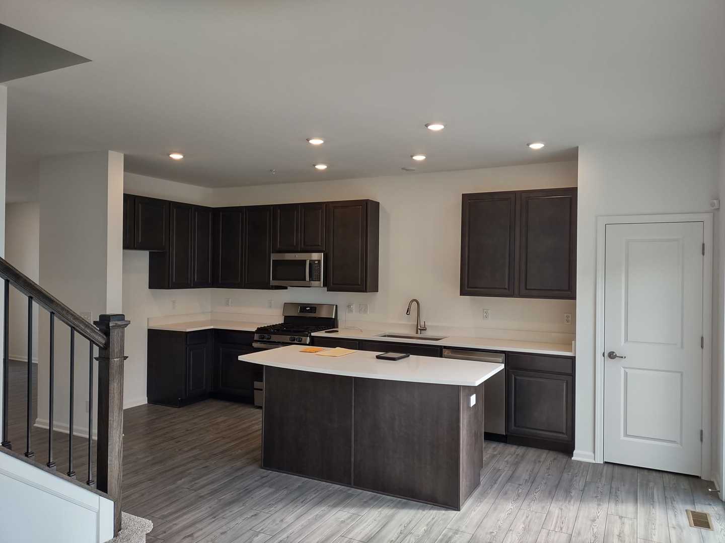 1039 Atterberg Road South Elgin, IL 60177 - Photo 13 of 15