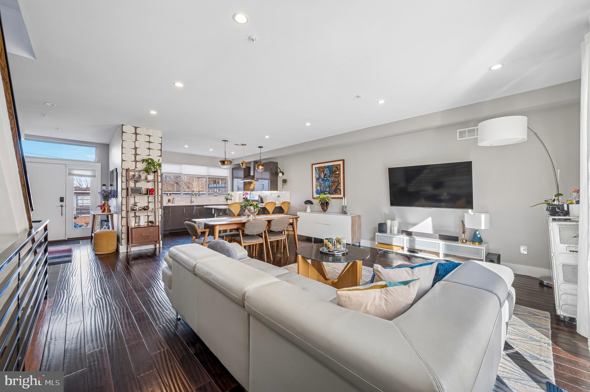 4749 Sheldon Street Philadelphia, PA 19127 - Photo 11 of 38