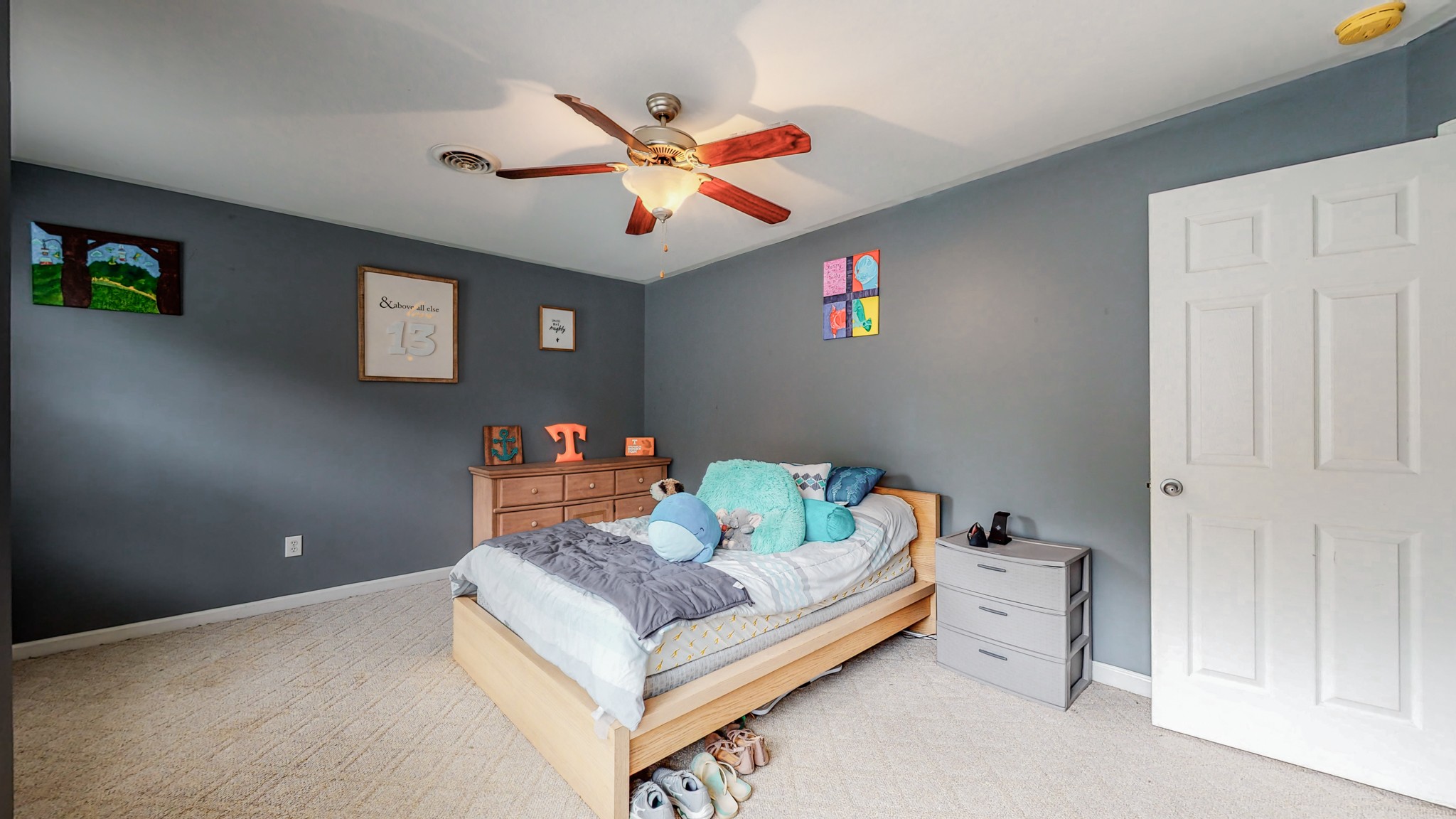 2981 Lewis Road Santa Fe, TN 38482 - Photo 20 of 32 a bedroom with furniture and a chandelier