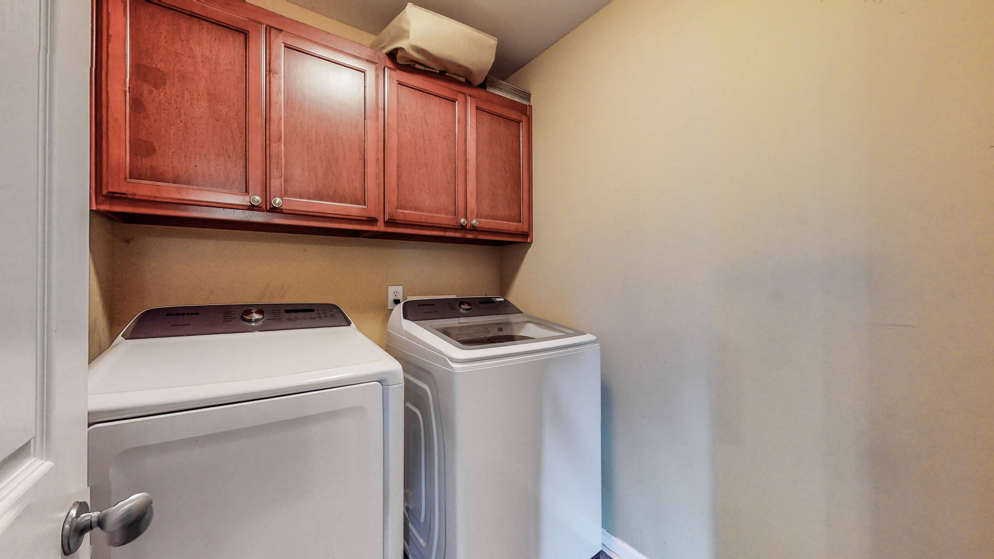 2981 Lewis Road Santa Fe, TN 38482 - Photo 27 of 32 a utility room with dryer and washer