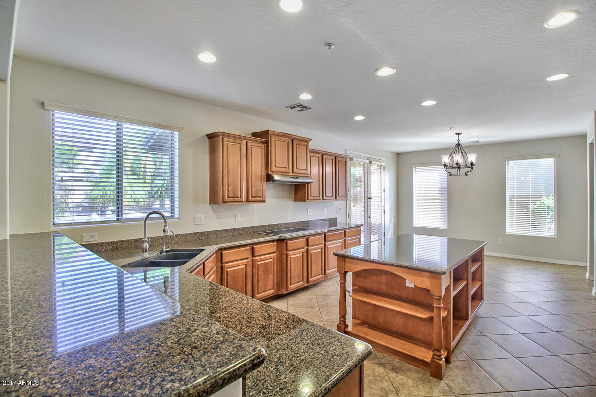 12392 West Montgomery Road Peoria, AZ 85383 - Photo 14 of 46 12392-W.-Montgomery-Rd-25