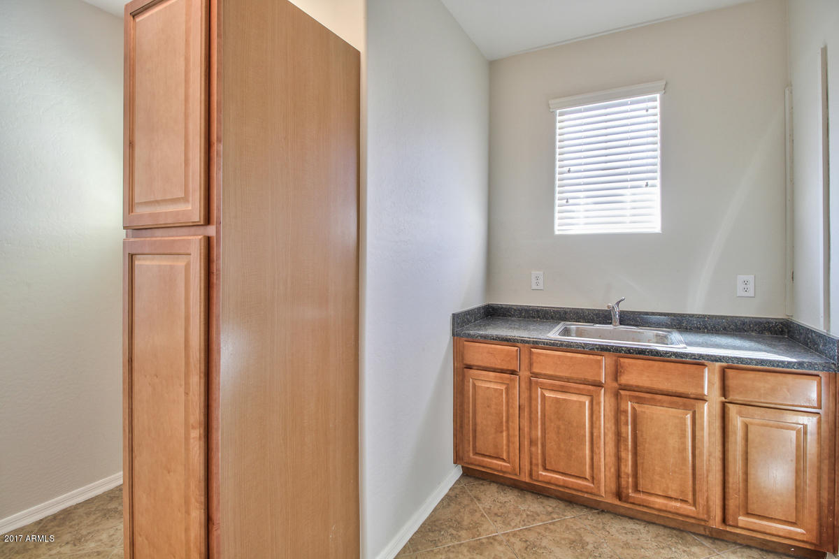 12392 West Montgomery Road Peoria, AZ 85383 - Photo 39 of 46 12392-W.-Montgomery-Rd-43