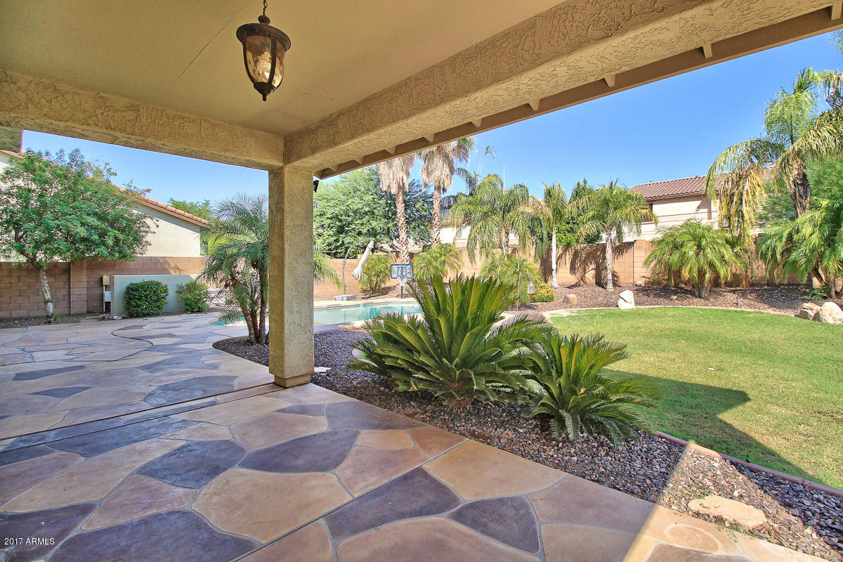 12392 West Montgomery Road Peoria, AZ 85383 - Photo 8 of 46 12392-W.-Montgomery-Rd-55