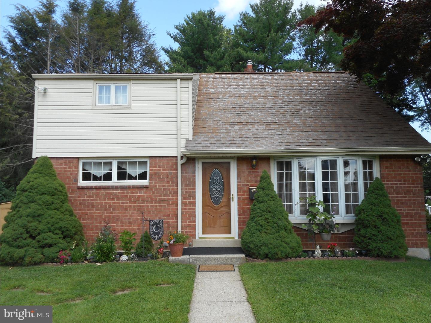 903 Scotia Road Philadelphia, PA 19128 - Photo 2 of 22