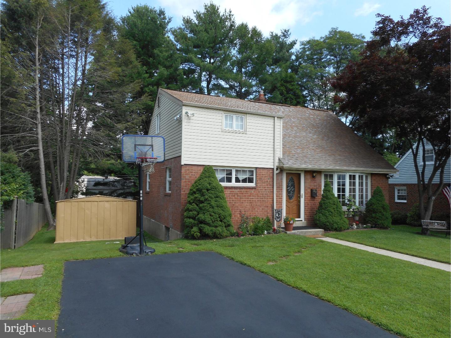 903 Scotia Road Philadelphia, PA 19128 - Photo 3 of 22