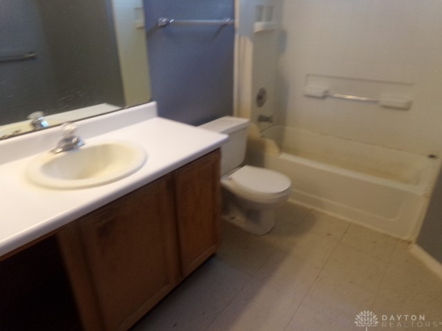 6726 Shull Road Dayton, OH 45424 - Photo 8 of 13 Gallery Image 8