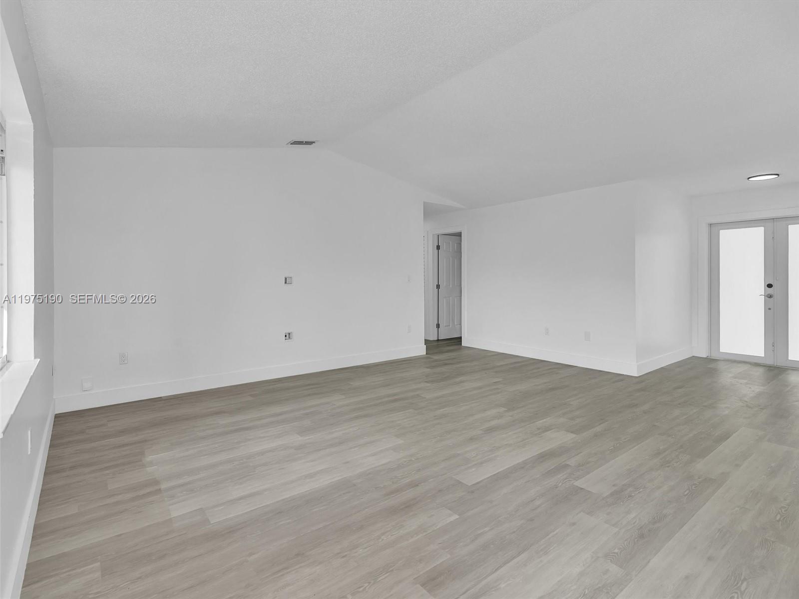 13412 Southwest 256th Terrace Homestead, FL 33032 - Photo 12 of 31