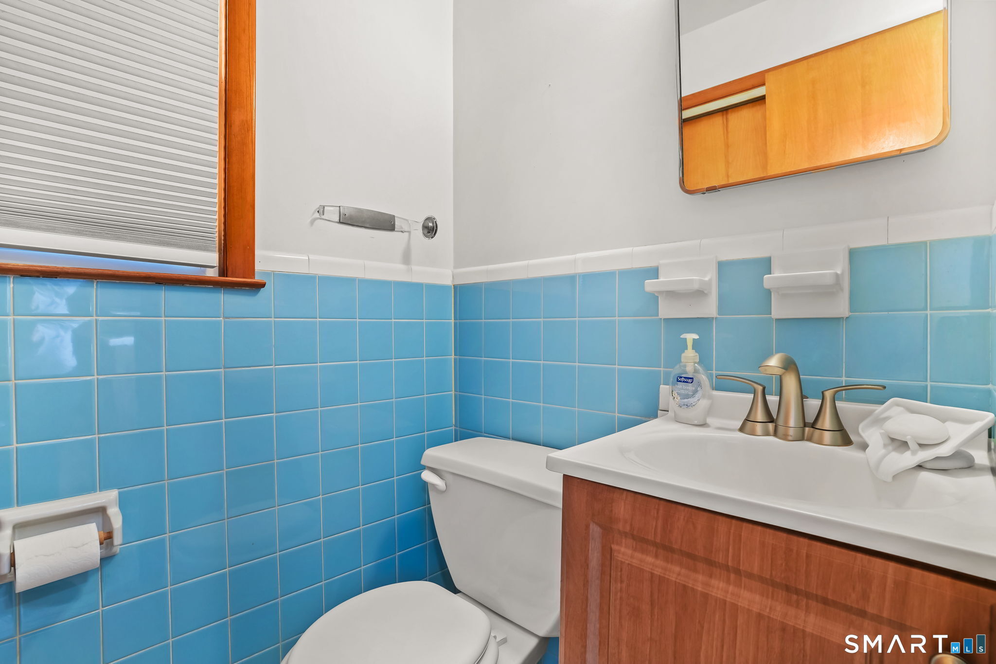 15 Glenbrook Road Trumbull, CT 06611 - Photo 13 of 39