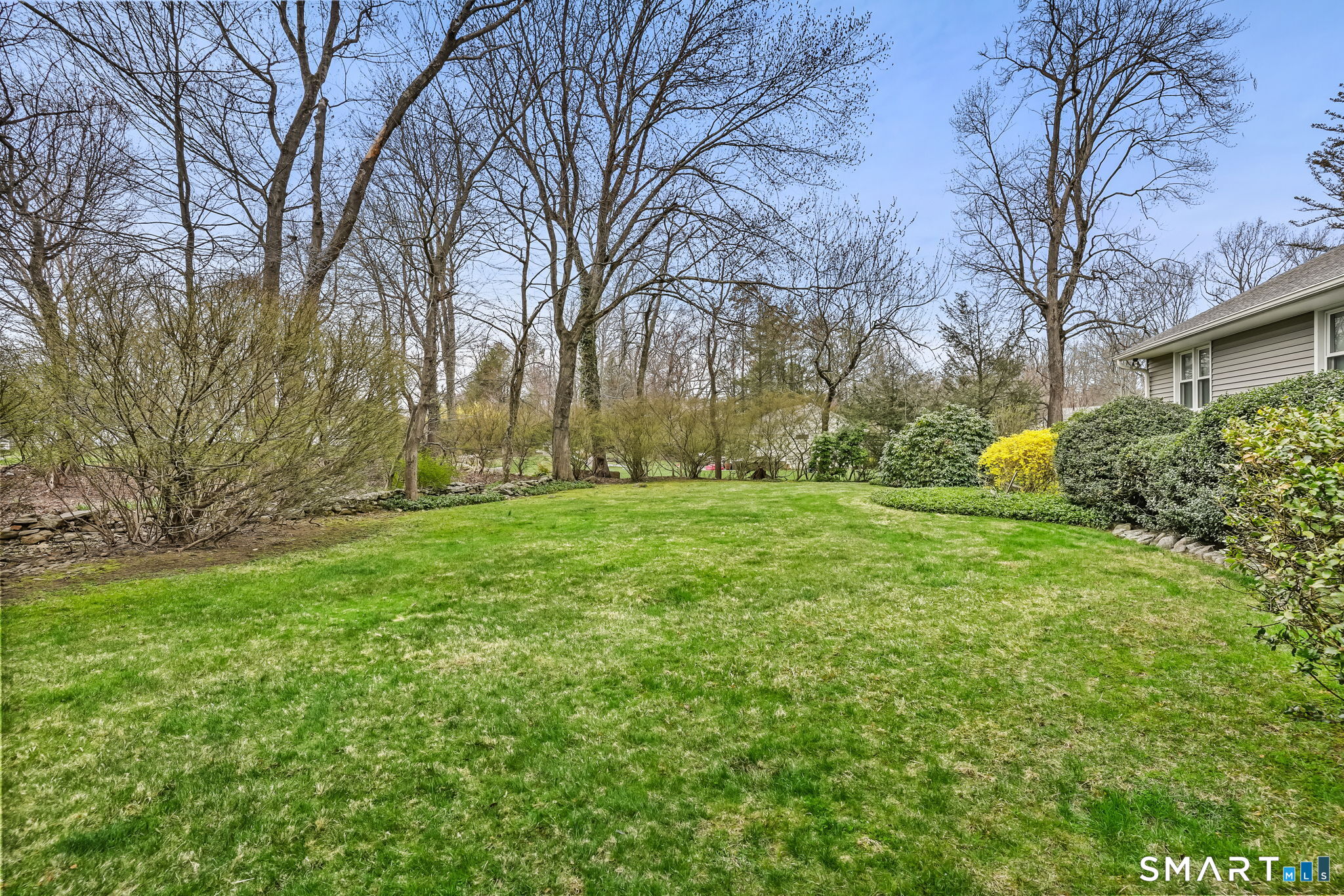 15 Glenbrook Road Trumbull, CT 06611 - Photo 31 of 39