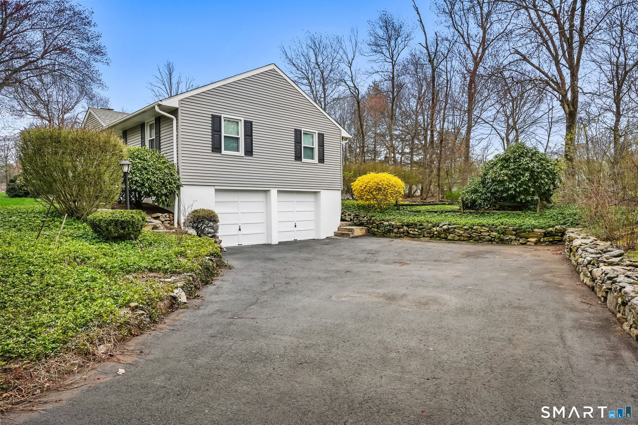 15 Glenbrook Road Trumbull, CT 06611 - Photo 37 of 39